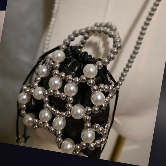 Black Pearl Beaded Crossbody / Shoulder Bag - Picture 3 of 3